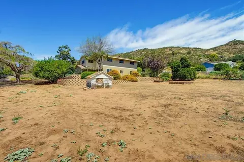 Exterior - 14475 Pebble Cyn, Poway, CA 92064 photo 15 of 20
