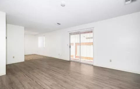 Living - 426 Sacramento Ave, Spring Valley, CA 91977 photo 4 of 5