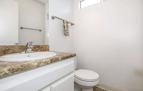 Bath - 426 Sacramento Ave, Spring Valley, CA 91977 photo 1 of 2