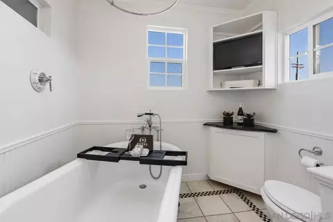 Bath - 2707 Sweetwater, Spring Valley, CA 91977 photo 3 of 3