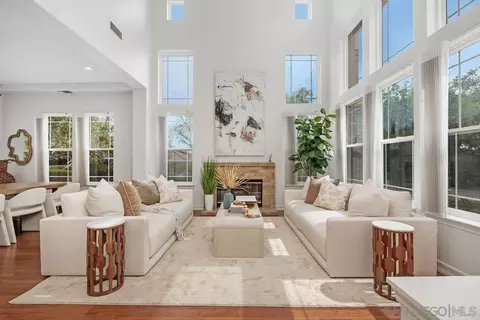 Living - 11766 Treadwell Dr, Poway, CA 92064 photo 1 of 5