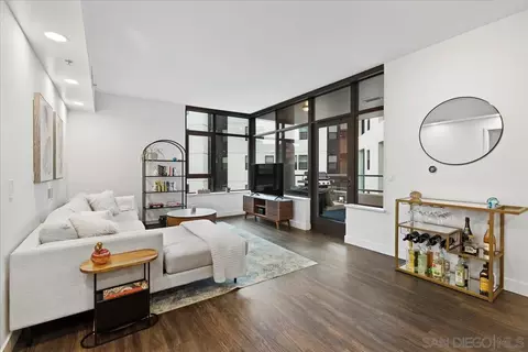 1441 9th Ave #402, San Diego, CA 92101