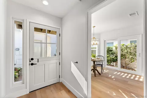 Entry Way - 4676 Barcelona, Oceanside, CA 92056 photo 4 of 5