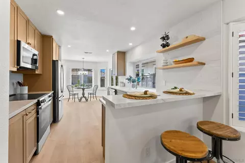 Kitchen - 4676 Barcelona, Oceanside, CA 92056 photo 3 of 4