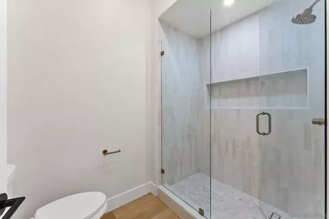 Bath - 4676 Barcelona, Oceanside, CA 92056 photo 3 of 3
