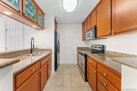 Kitchen - 12740 Laurel St #408, Lakeside, CA 92040 photo 1 of 2