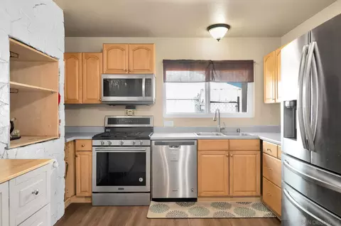 Kitchen - 10354 Elmdale Dr, Spring Valley, CA 91977 photo 1 of 2