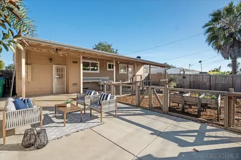 Exterior - 616 Capistrano, Oceanside, CA 92058 photo 7 of 10