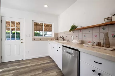 Kitchen - 616 Capistrano, Oceanside, CA 92058 photo 1 of 4