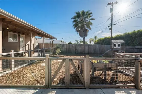 Exterior - 616 Capistrano, Oceanside, CA 92058 photo 5 of 10