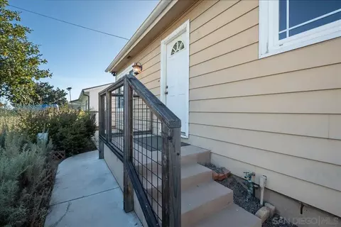 Exterior - 616 Capistrano, Oceanside, CA 92058 photo 10 of 10