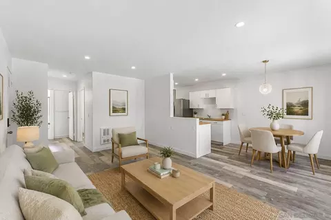 1641 Pentecost #10, San Diego, CA 92105