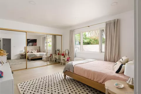Bedroom - 1450 Highland Dr, Solana Beach, CA 92075 photo 4 of 5