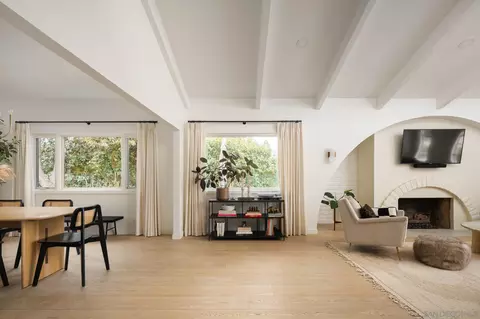 Living - 1450 Highland Dr, Solana Beach, CA 92075 photo 2 of 5