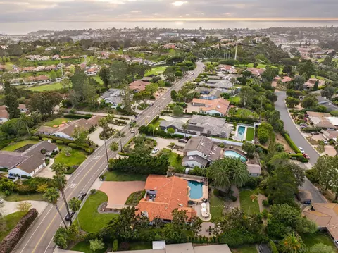 View/Area - 1450 Highland Dr, Solana Beach, CA 92075 photo 1 of 6