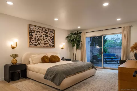 Bedroom - 1450 Highland Dr, Solana Beach, CA 92075 photo 5 of 5