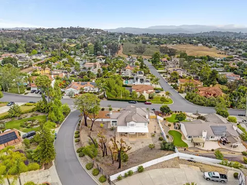 View/Area - 1291 Dexter, Escondido, CA 92029 photo 2 of 3