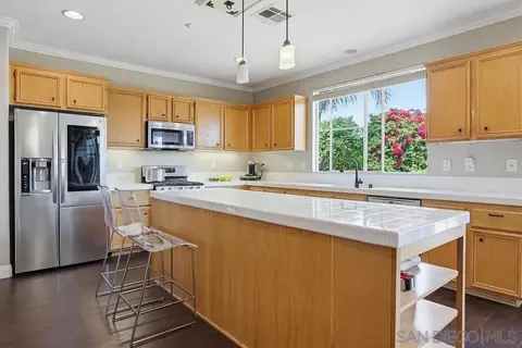 Kitchen - 1171 Prussian Way, Oceanside, CA 92057 photo 3 of 4
