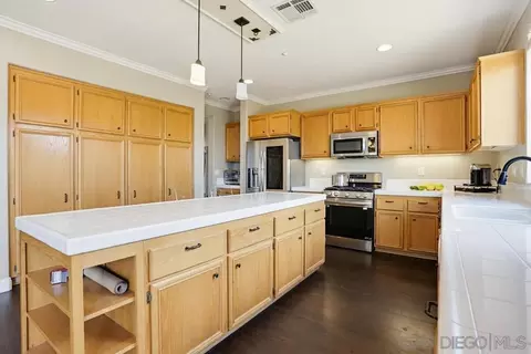 Kitchen - 1171 Prussian Way, Oceanside, CA 92057 photo 2 of 4
