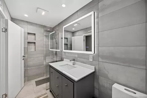 Bath - 2336 Kenwyn, Oceanside, CA 92054 photo 1 of 5
