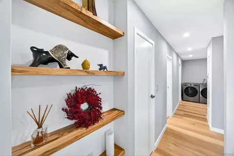 Entry Way - 2336 Kenwyn, Oceanside, CA 92054 photo 4 of 4