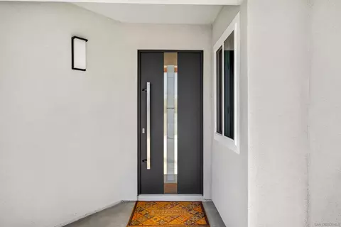 Entry Way - 2336 Kenwyn, Oceanside, CA 92054 photo 1 of 4
