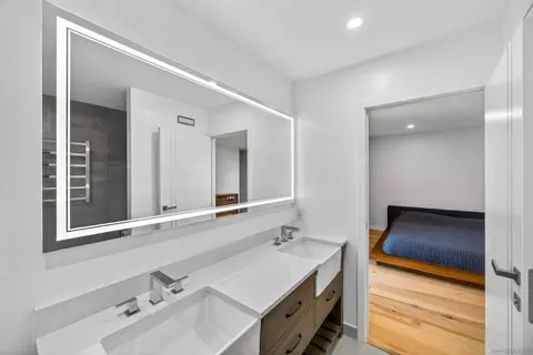 Bath - 2336 Kenwyn, Oceanside, CA 92054 photo 2 of 5