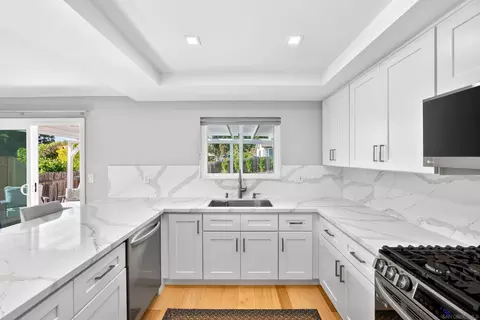 Kitchen - 2336 Kenwyn, Oceanside, CA 92054 photo 3 of 5