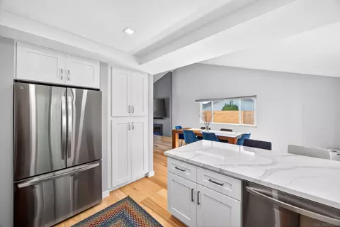 Kitchen - 2336 Kenwyn, Oceanside, CA 92054 photo 4 of 5