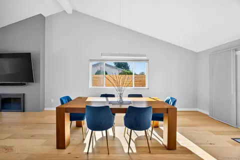 Dining - 2336 Kenwyn, Oceanside, CA 92054 photo 6 of 6