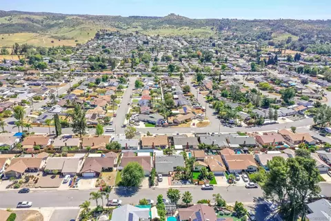 View/Area - 14513 Mirando, Poway, CA 92064 photo 4 of 7