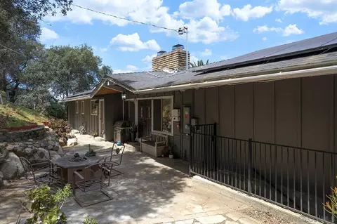 Exterior - 2373 Carroll Ln, Escondido, CA 92027 photo 4 of 27