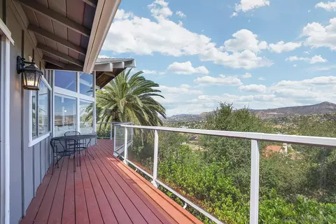 Exterior - 2373 Carroll Ln, Escondido, CA 92027 photo 6 of 27