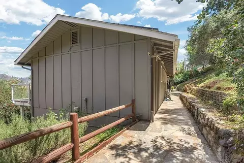 Exterior - 2373 Carroll Ln, Escondido, CA 92027 photo 20 of 27