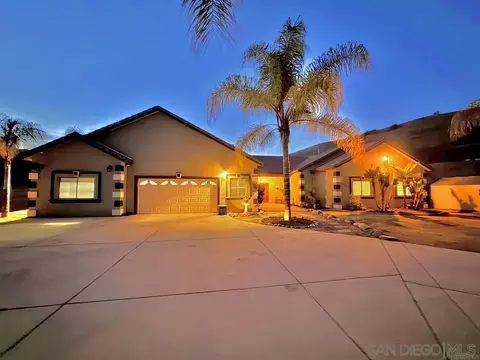 1804 Vista De La Montana, El Cajon, CA 92019