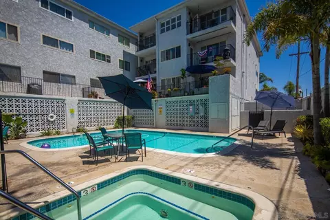 Exterior - 333 Orange Ave #16, Coronado, CA 92118 photo 3 of 8