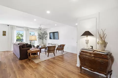 333 Orange Ave #16, Coronado, CA 92118