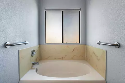 Bath - 8535 Paradise Valley Rd #4, Spring Valley, CA 91977 photo 2 of 5