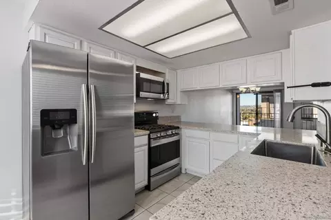 Kitchen - 8535 Paradise Valley Rd #4, Spring Valley, CA 91977 photo 1 of 2
