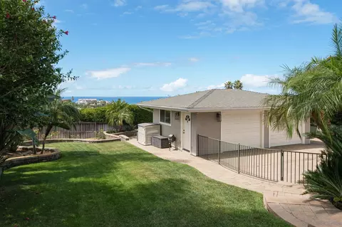 Exterior - 217 S Granados, Solana Beach, CA 92075 photo 4 of 4