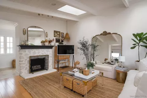Living - 217 S Granados, Solana Beach, CA 92075 photo 4 of 5