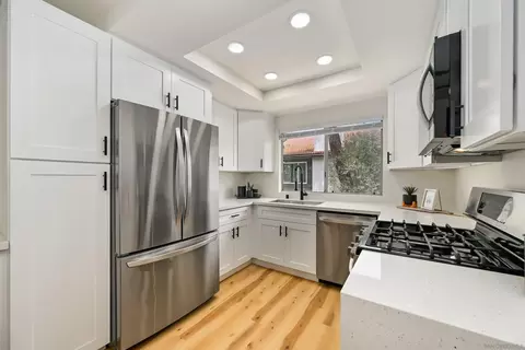 Kitchen - 10258 Norma Gdns #4, Santee, CA 92071 photo 2 of 3