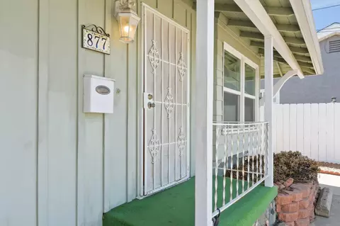 Exterior - 877 Alveda Ave, El Cajon, CA 92019 photo 4 of 9