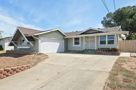 877 Alveda Ave, El Cajon, CA 92019