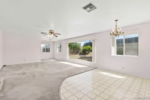 Living - 877 Alveda Ave, El Cajon, CA 92019 photo 6 of 9