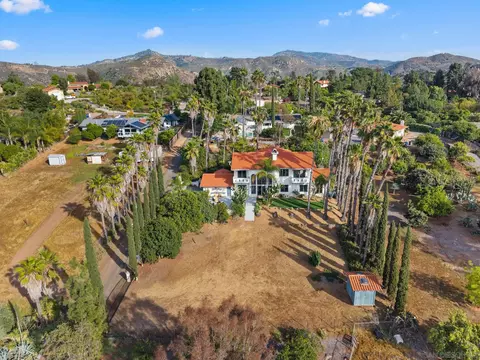 View/Area - 3523 Ryan Dr, Escondido, CA 92025 photo 6 of 6