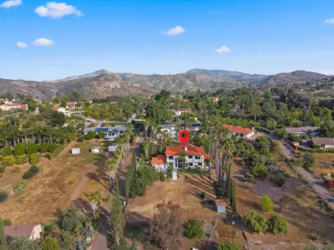 View/Area - 3523 Ryan Dr, Escondido, CA 92025 photo 2 of 6