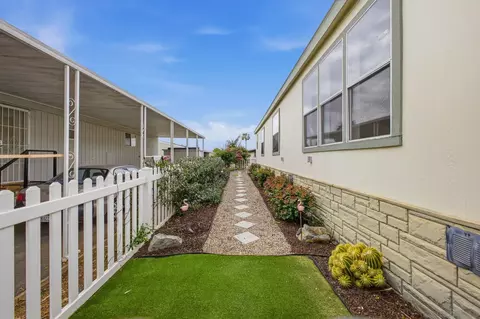 Exterior - 450 E Bradley #68, El Cajon, CA 92021 photo 3 of 8