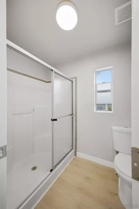 Bath - 450 E Bradley #68, El Cajon, CA 92021 photo 2 of 4