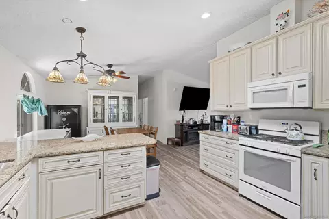 Kitchen - 4616 N N Riv #SPC 68, Oceanside, CA 92057 photo 5 of 5